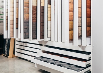 Шоурум компании СтройМаркет Черноголовка 7